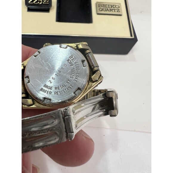 Vintage Seiko Mickey Mouse Watch 3Y03-0039 Starburst Ladies Gold Tone Box Tag main image 7